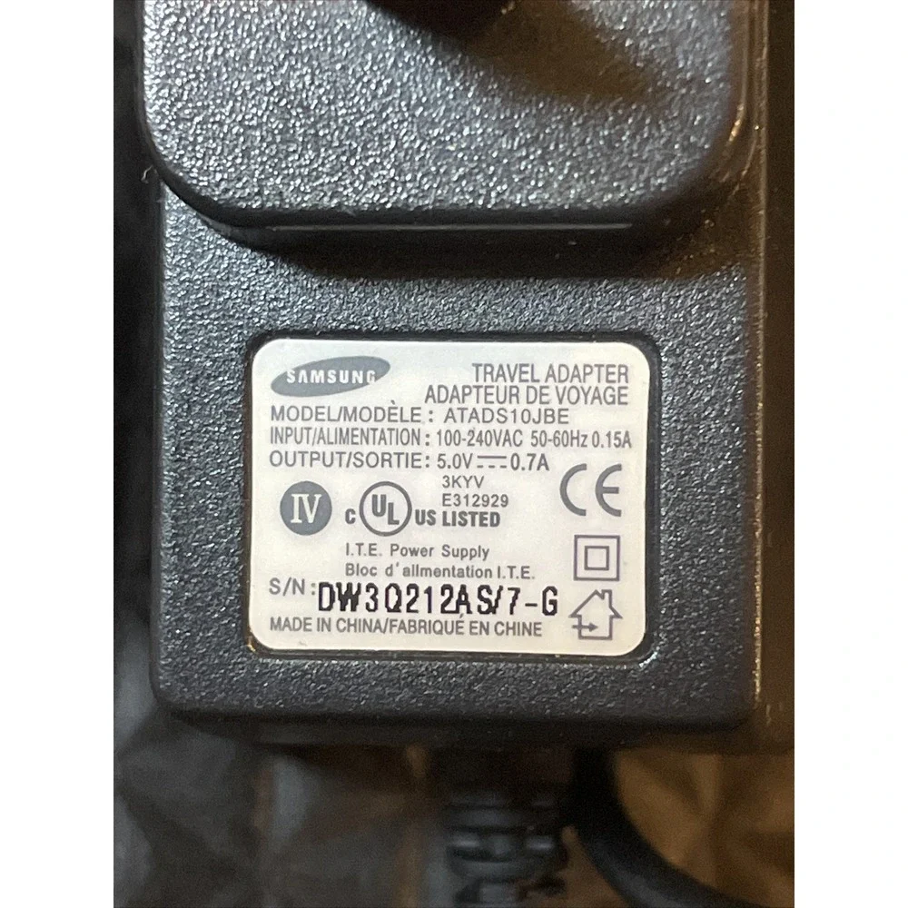 Genuine Samsung AC Adapter ATADS10JBE Cell Phone Home Travel Charger 5V 0.7A